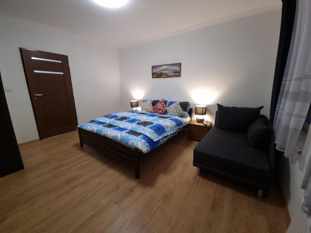 יאסימוב Apartman V Krusnych Horach-Free Parking מראה חיצוני תמונה