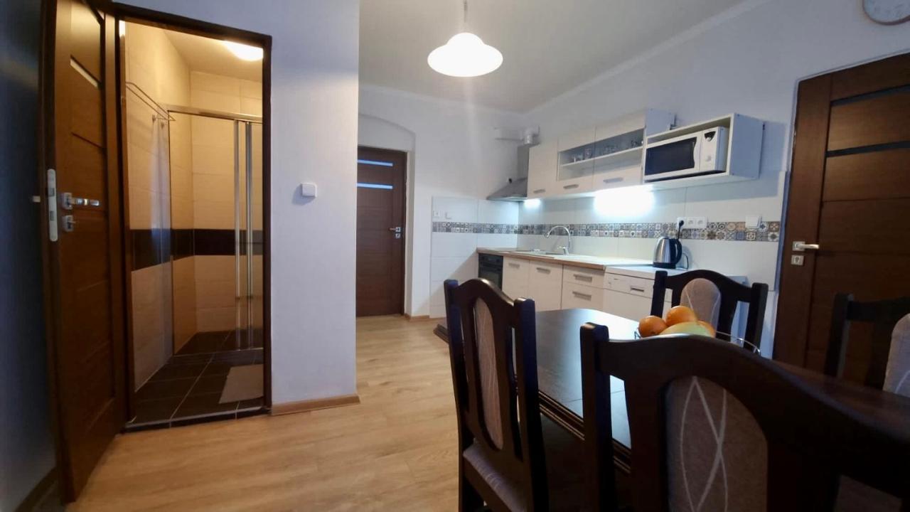 יאסימוב Apartman V Krusnych Horach-Free Parking מראה חיצוני תמונה